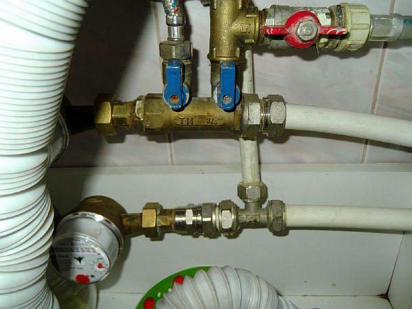 Трубы для горячей воды, какие выбрать – полипропиленовые (пп) или ...